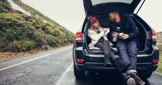 Essentiële vanlife-accessoires voor de zomer